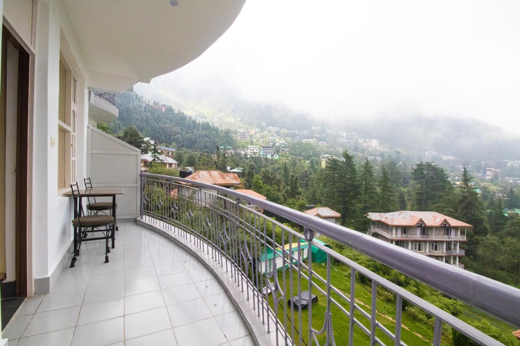 Wow Stayz2 Hotel The Lodge 다람샬라 외부 사진