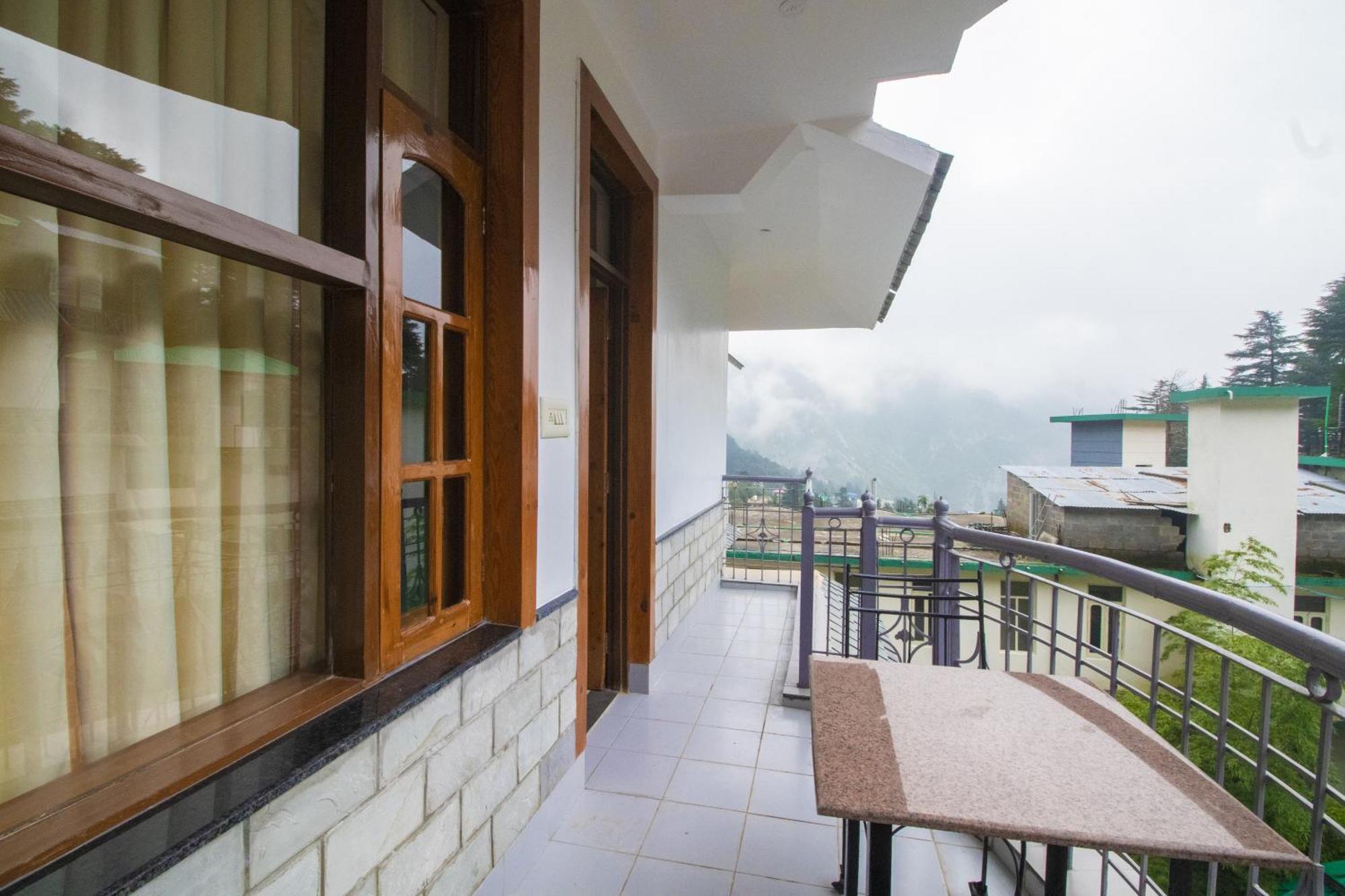 Wow Stayz2 Hotel The Lodge 다람샬라 외부 사진
