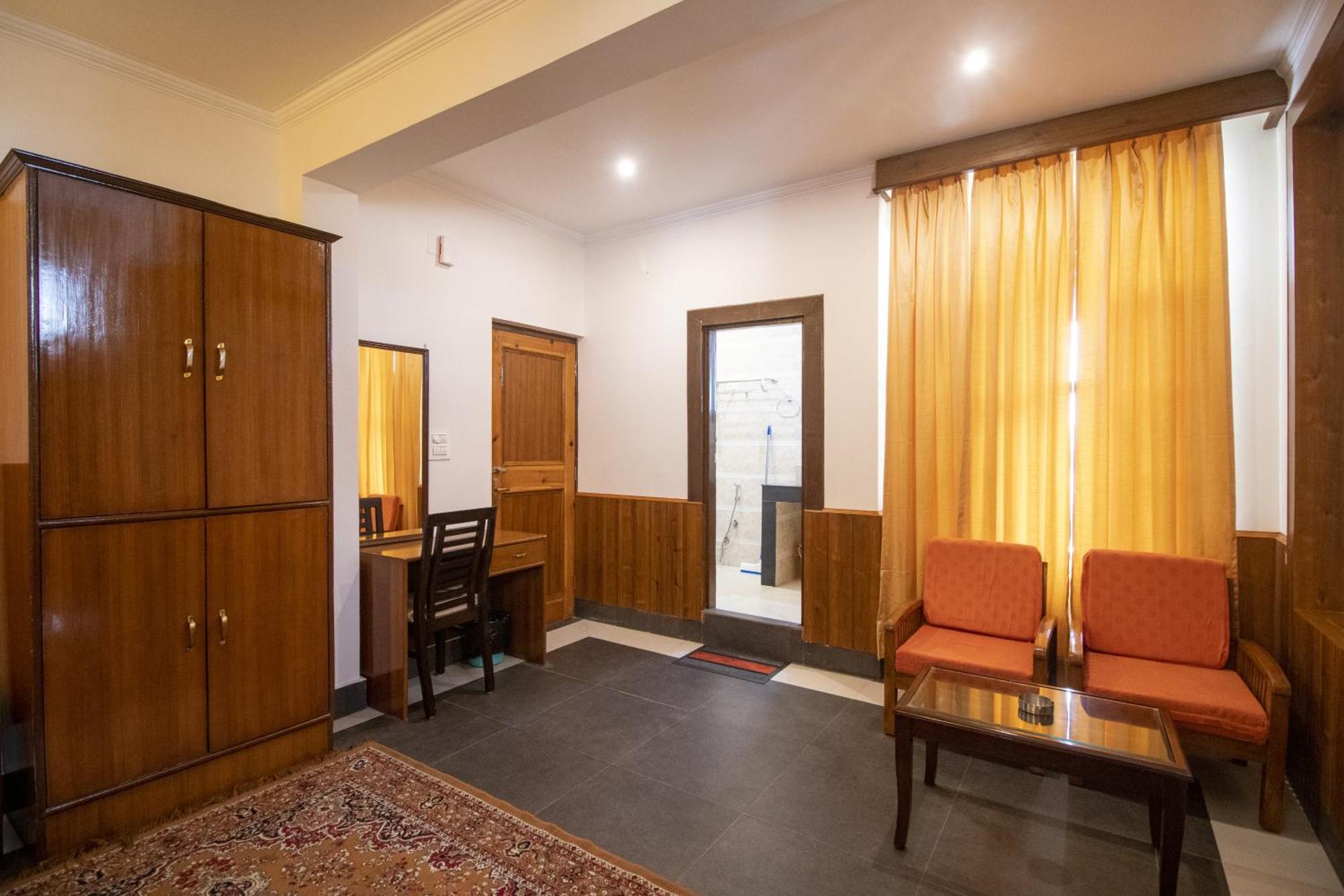 Wow Stayz2 Hotel The Lodge 다람샬라 외부 사진