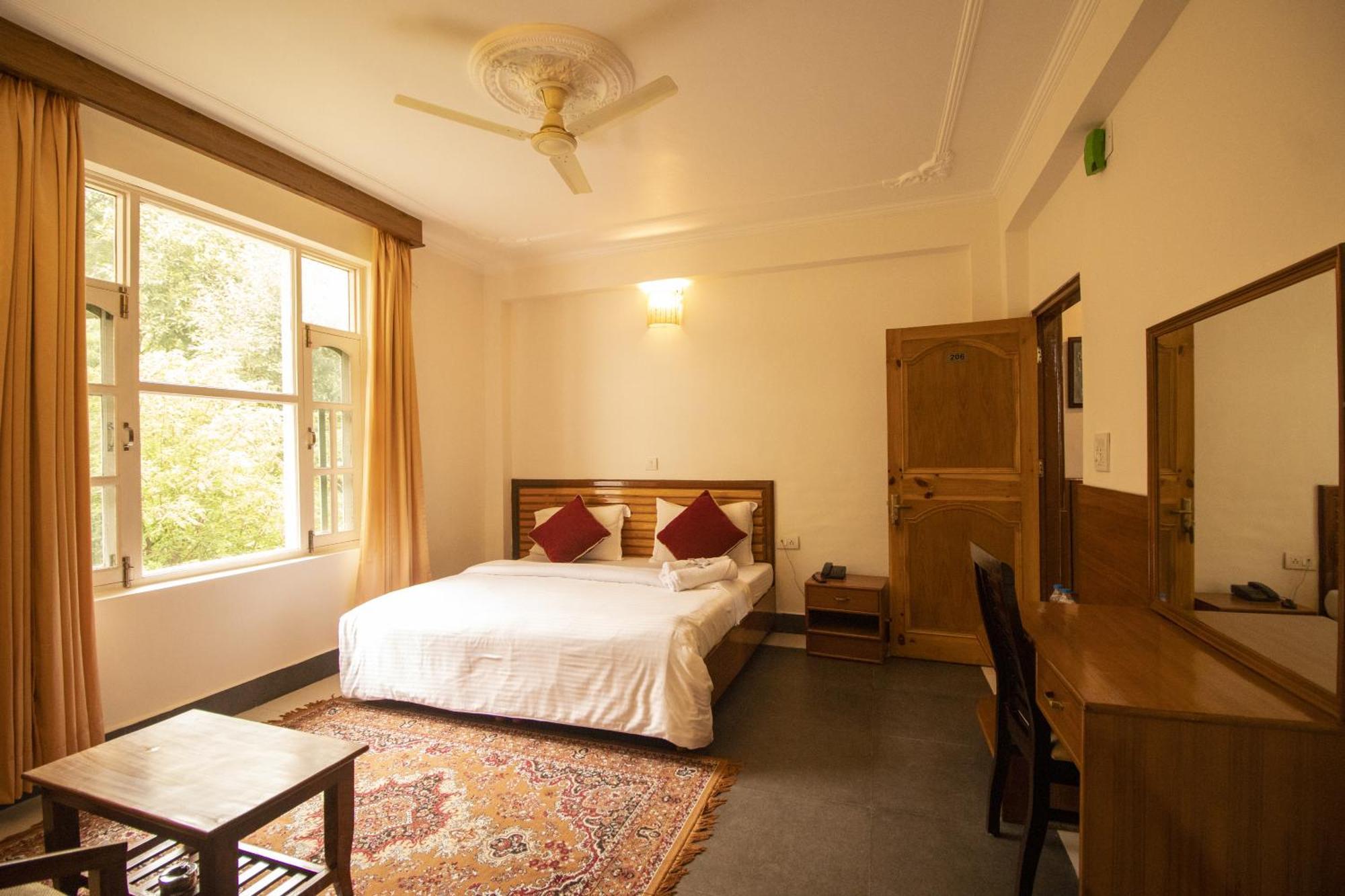 Wow Stayz2 Hotel The Lodge 다람샬라 외부 사진