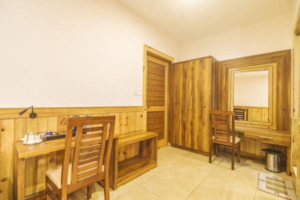 Wow Stayz2 Hotel The Lodge 다람샬라 외부 사진