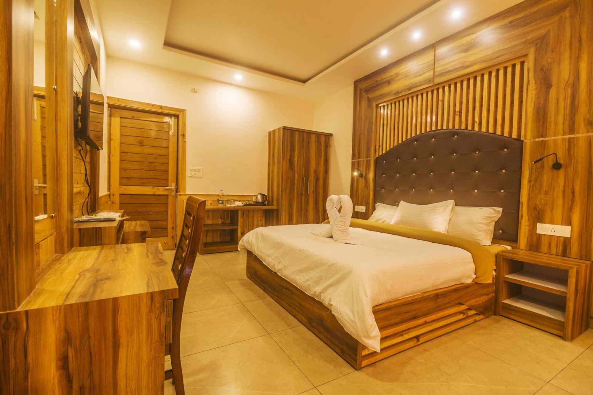 Wow Stayz2 Hotel The Lodge 다람샬라 외부 사진