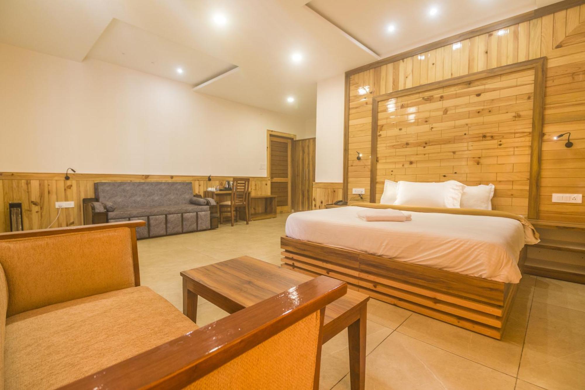 Wow Stayz2 Hotel The Lodge 다람샬라 외부 사진
