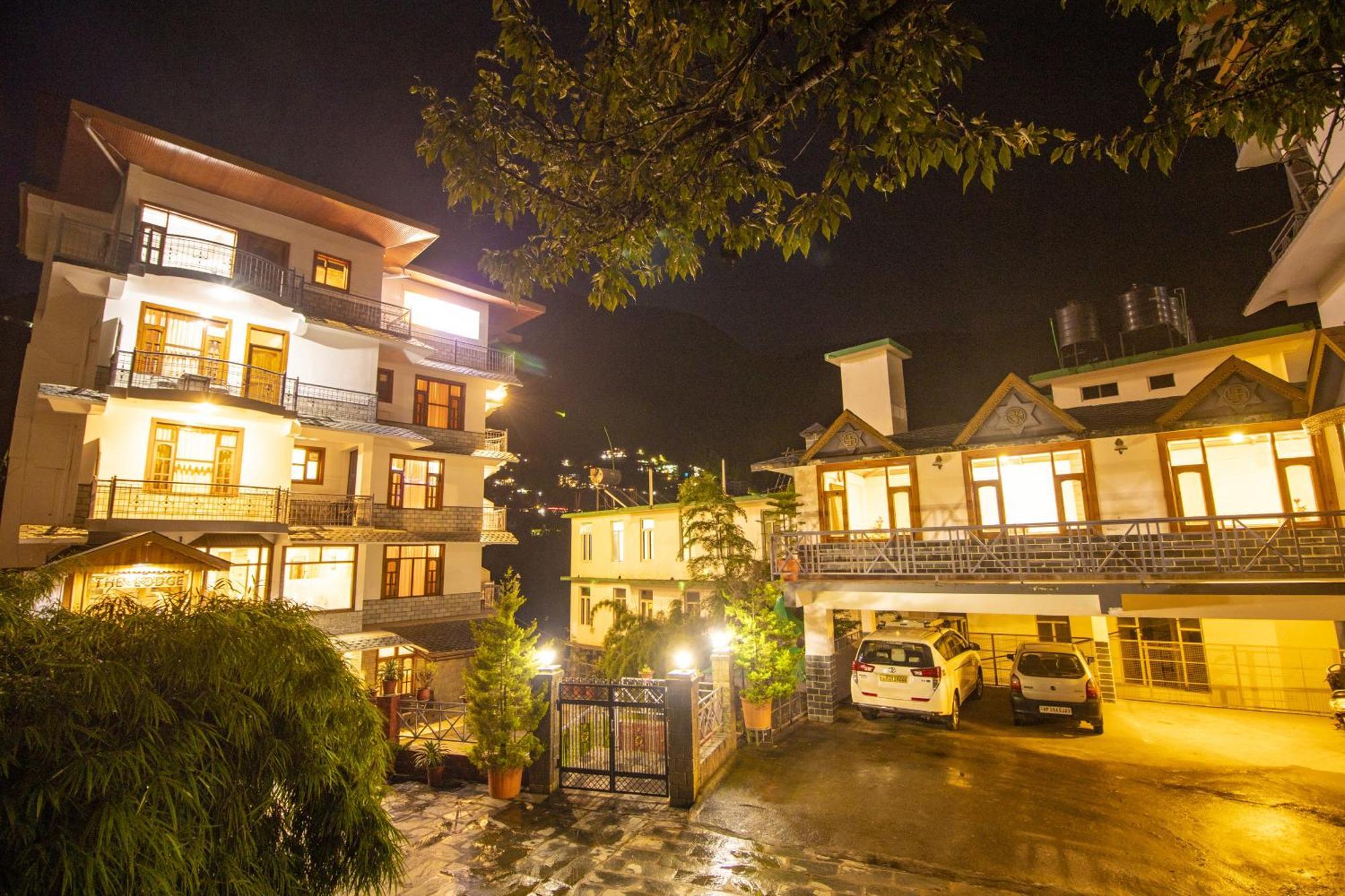 Wow Stayz2 Hotel The Lodge 다람샬라 외부 사진