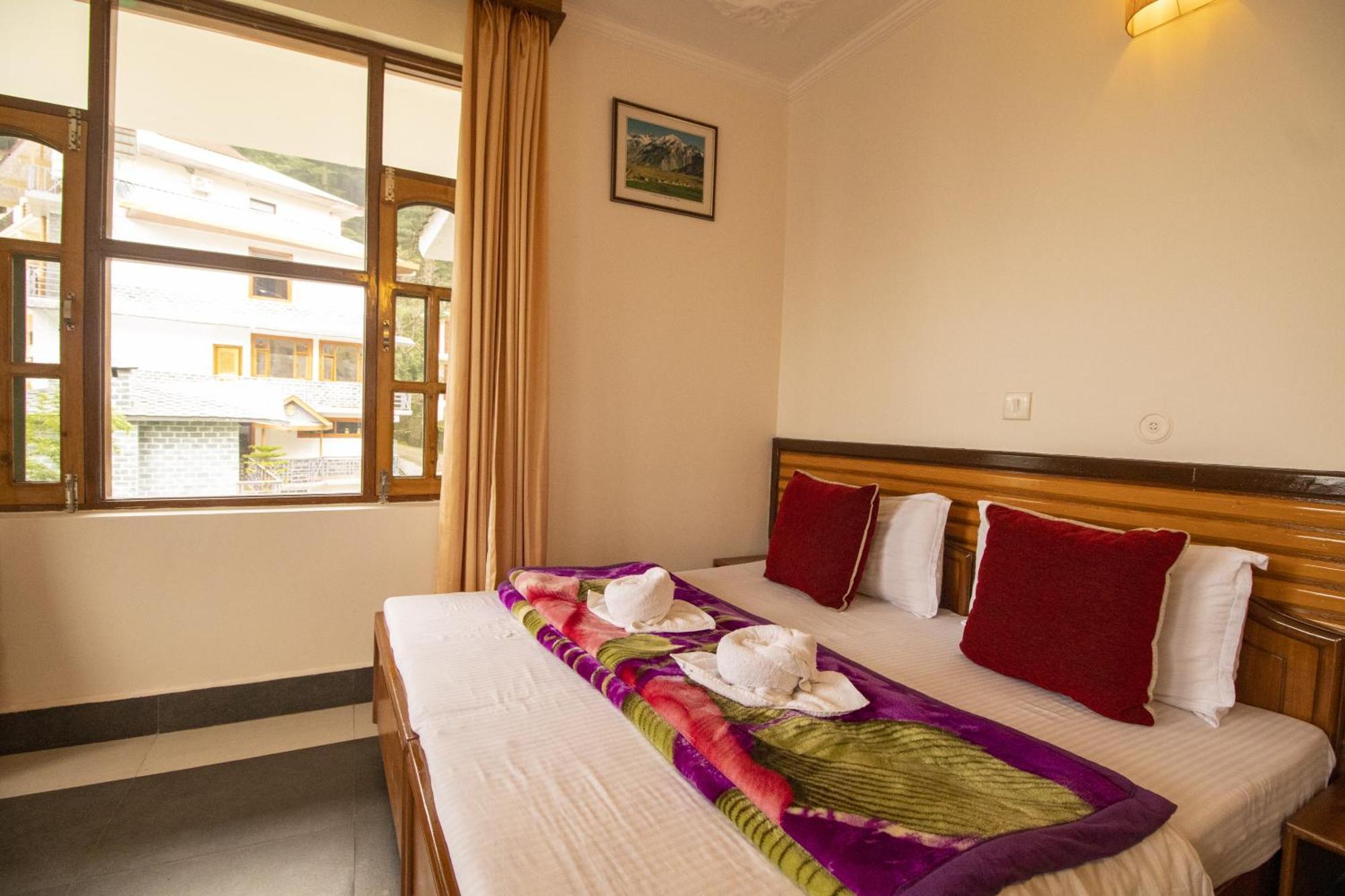 Wow Stayz2 Hotel The Lodge 다람샬라 외부 사진