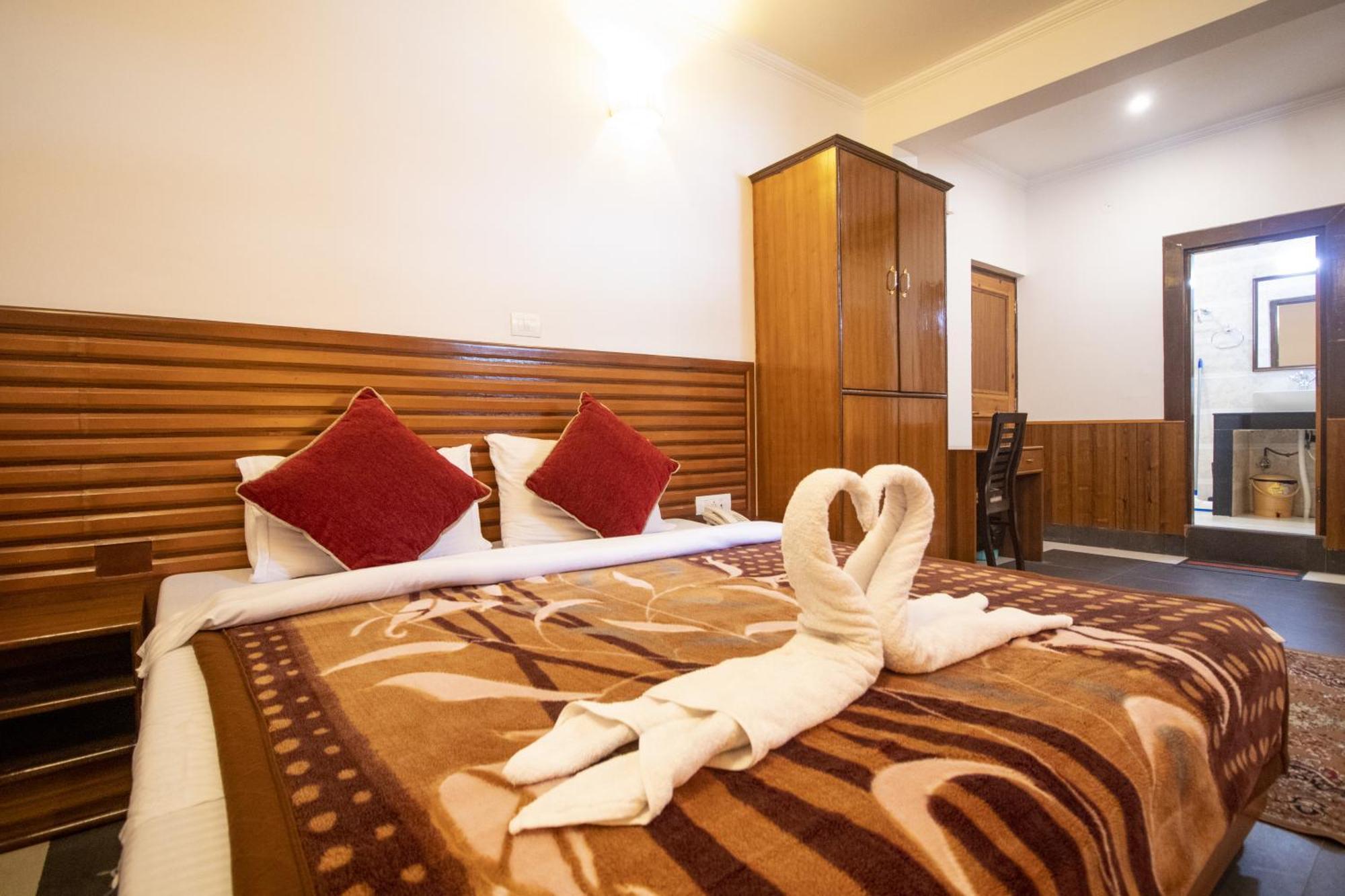 Wow Stayz2 Hotel The Lodge 다람샬라 외부 사진